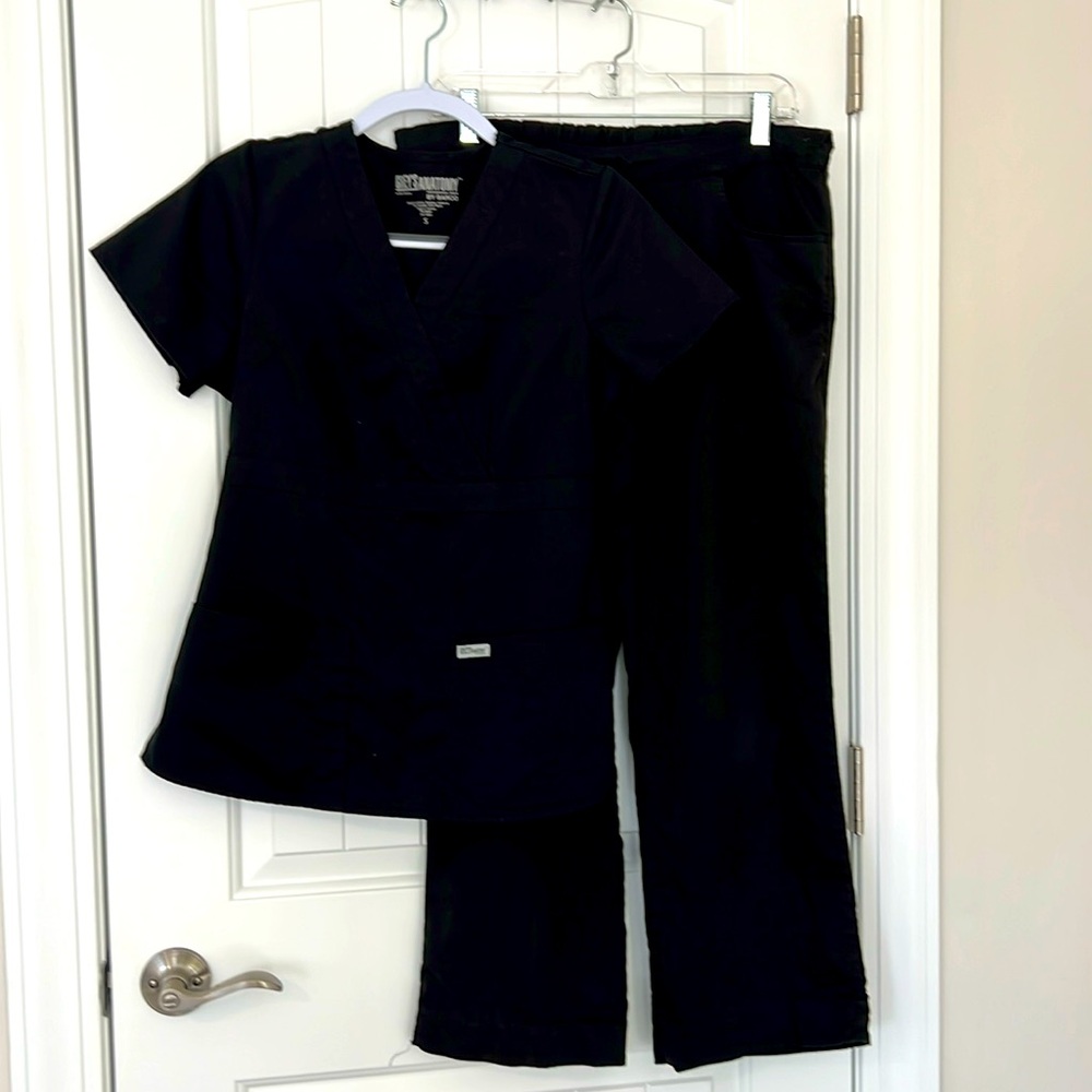 Grey’s Anatomy, set of two,Sz S, black top, and pants